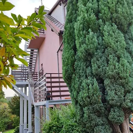 Esja Ul Golebia 56 Homestay szállás