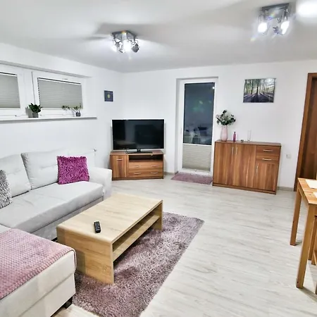 Esja Homestay szállás