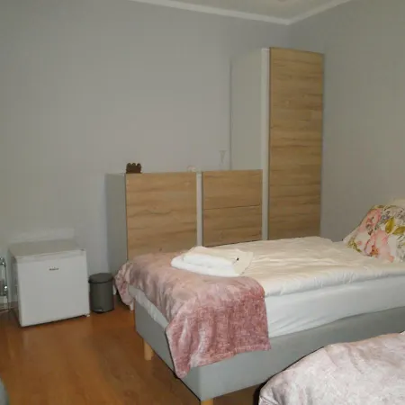 Habitación en casa particular Esja